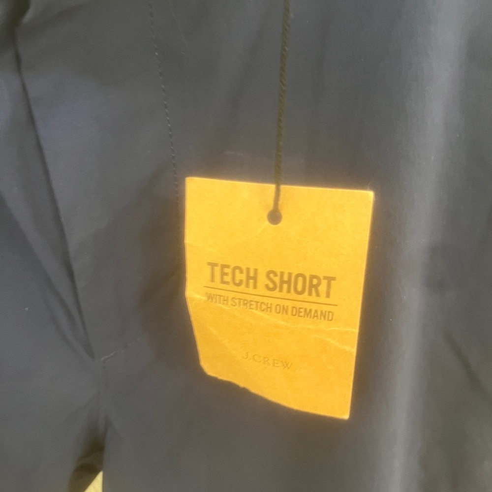 J Crew 9” Tech Shorts - Picture 3 of 4
